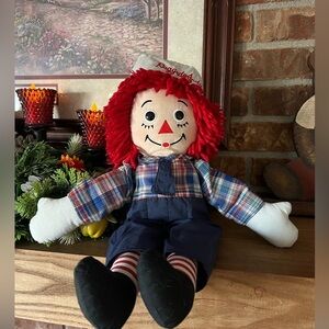 Vintage Johnny Gruelle Vintage Classic
17" Raggedy Andy